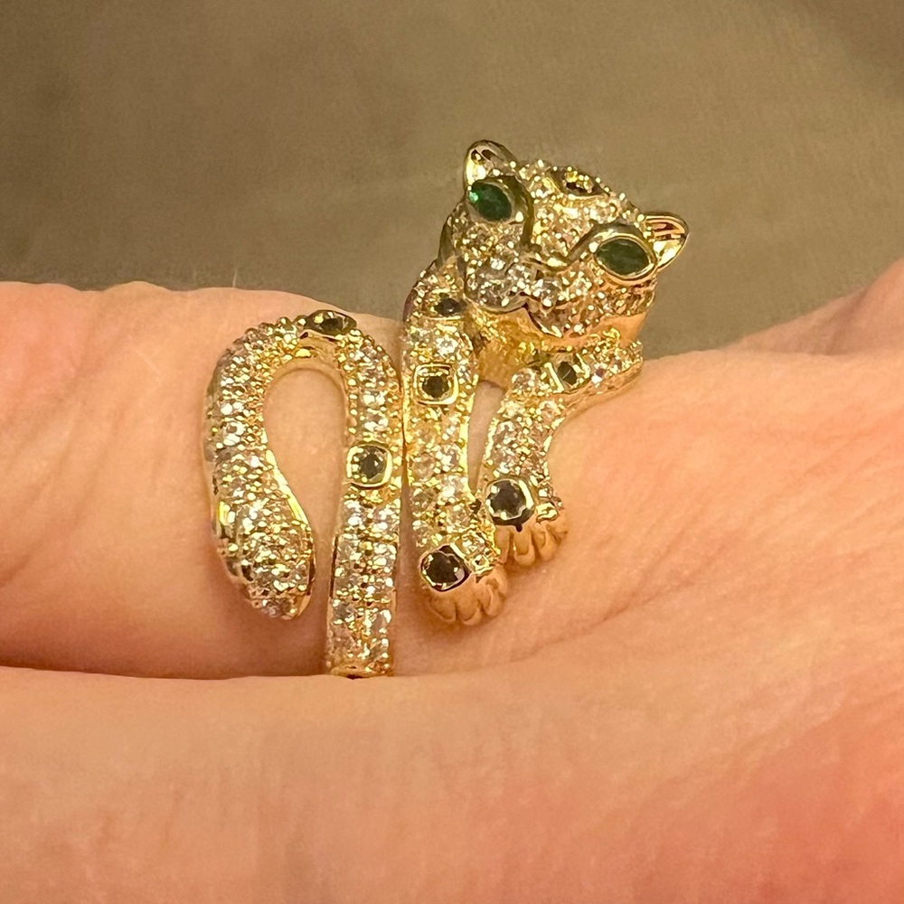 Leopard Gold Plated Emerald Crystal Eyes & Pave Cubic Zirconia Ring | Sz. 7.5